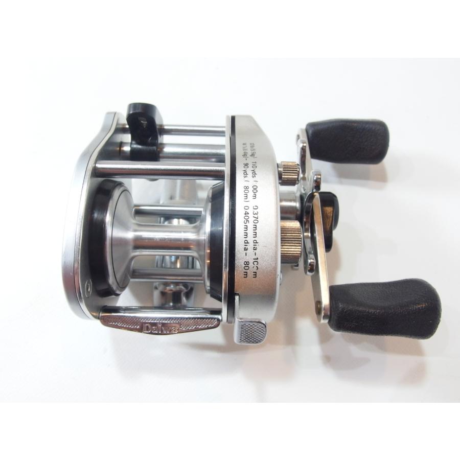 ダイワ ファントム ST-15 DAIWA Phantom ST 15 右巻き ベイトリール