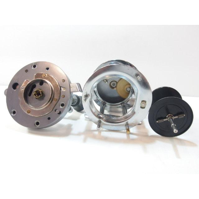 アブ アンバサダー 6500C シルバー ABU Ambassadeur 6500 C 右巻き