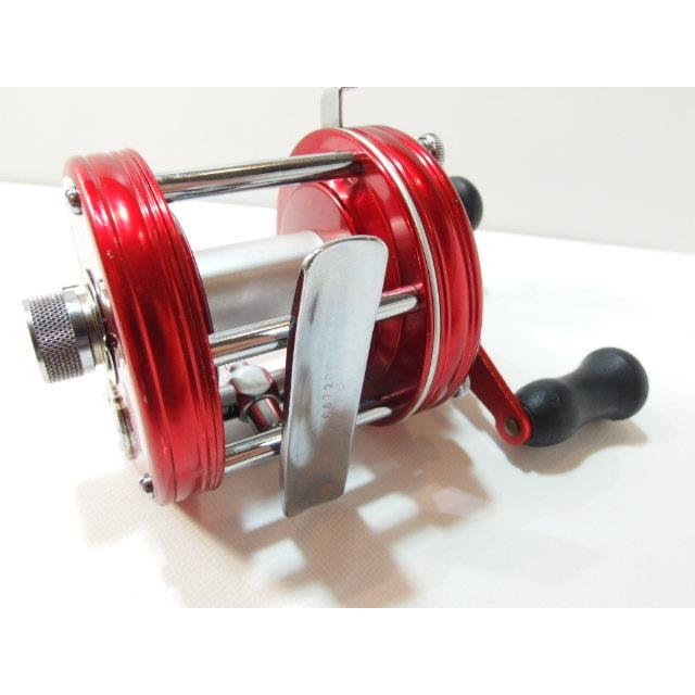 アブ アンバサダー 5000 赤 ABU Ambassadeur 右巻き ベイトリール