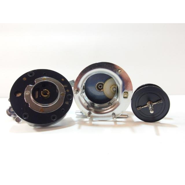 アブ ABU アンバサダー 4500C ブルーグレー 右巻き ベイトリール