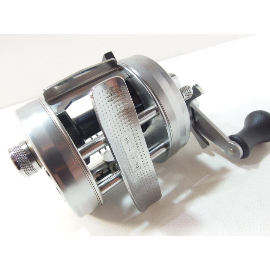 アブ アンバサダー 2500C シルバー ABU ambassadeur 右巻き ベイト