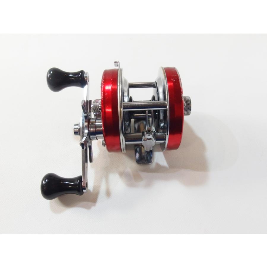 ABU Ambassadeur 4500C ベイトリール レッド アブ アンバサダー 4500 赤 77年 チェリーレッド ABU Ambassadeur 右