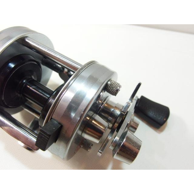 アブ アンバサダー 2500C シルバー 76年 ABU ambassadeur 右巻き