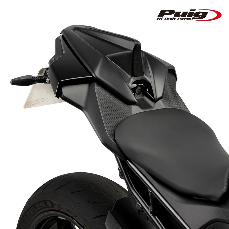 【S1000RR】シングルシート 純正 ブラック Puig（プーチ） Puig 21569J REAR SEAT COWLS [MATT BLACK] BMW