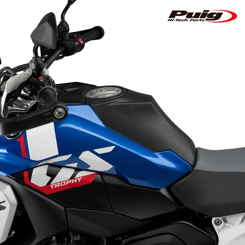GS タンク カバー フタ Puig（プーチ） Puig 22311J PISTA #11 TANK COVER PROTECTOR [MATT