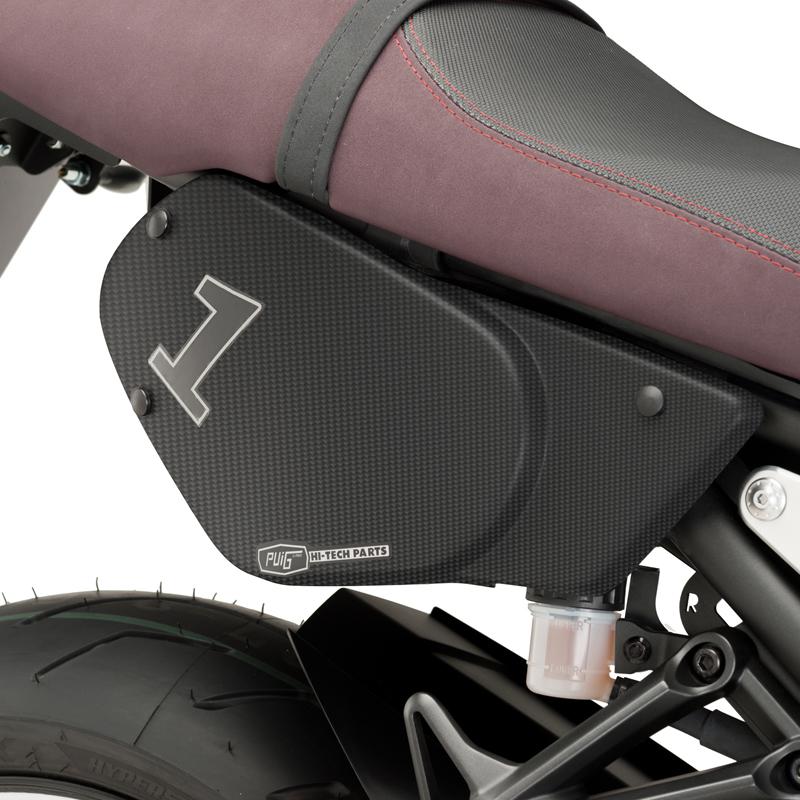Puig（プーチ） Puig 8563C SIDE COVER [CARBON LOOK] YAMAHA XSR900