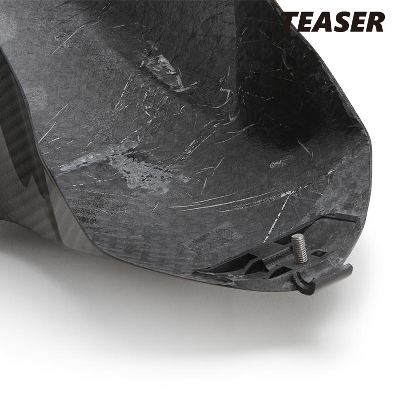 TEASER FFD11G FRONT FENDER 【DRY CARBON HG】 DUCATI DIAVEL V4 (23