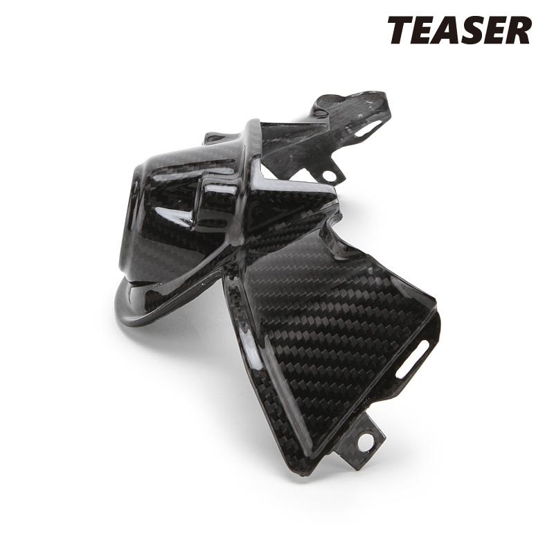 TEASER KCD07G KEY COVER [DRY CARBON HG] DUCATI PANIGALE V4R (22-) ティーザー カーボン キー カバー_2