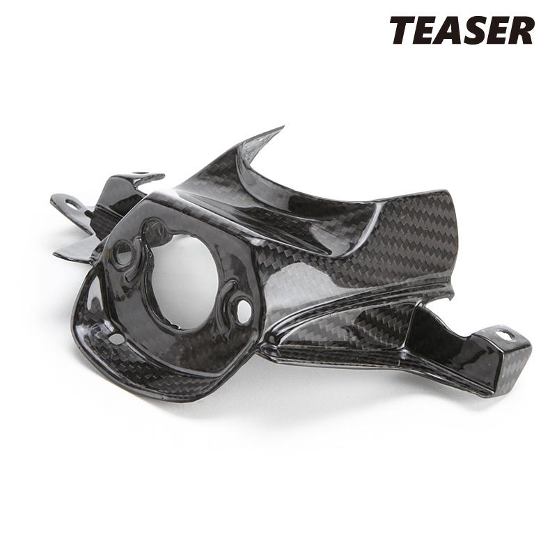 TEASER KCS01G KEY COVER [DRY CARBON HG] SUZUKI GSX-S1000 (15-20