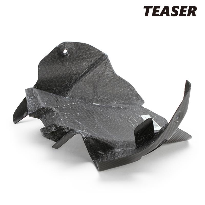 TEASER RFK10G REAR FENDER 【DRY CARBON HG】 Kawasaki Ninja650 (17-23) ティーザー カーボン リアフェンダー｜rambutan｜05