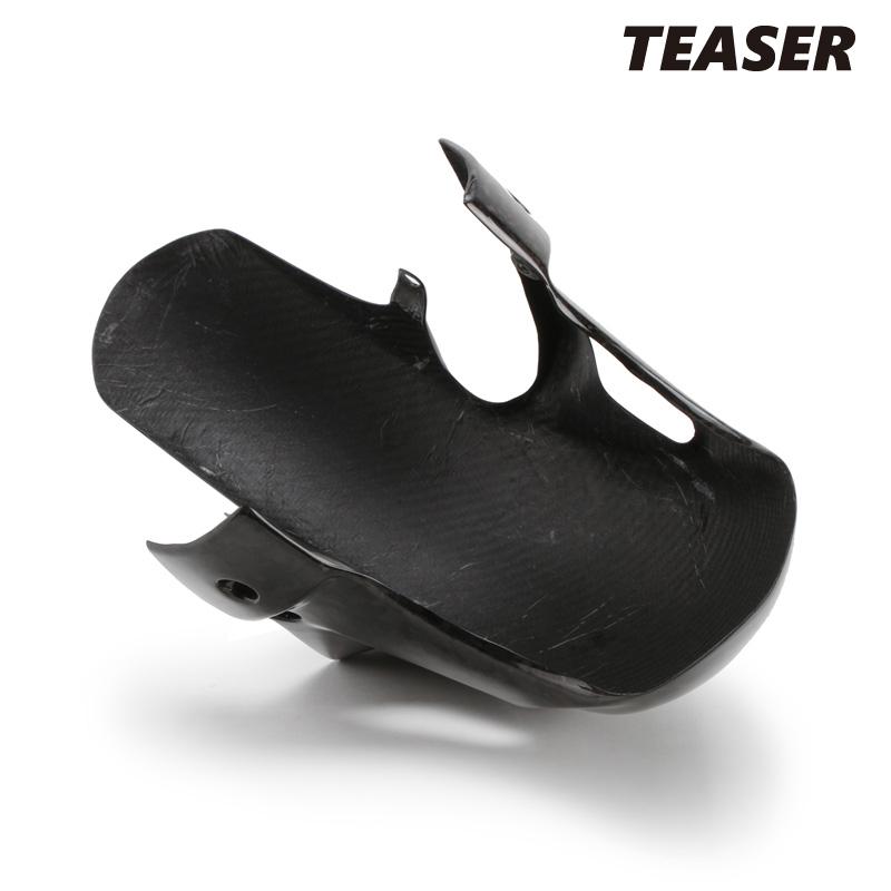 TEASER ZFFS01 FRONT FENDER 【DRY CARBON】 FORGED CARBON SUZUKI