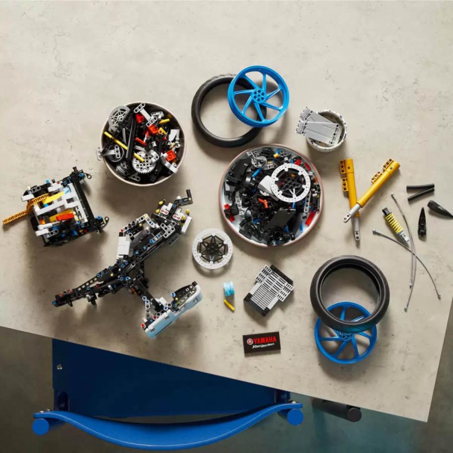 【要修理】自転車 LEGO Technic Yamaha MT-10 SP 42159 Advanced Motorcycle Model