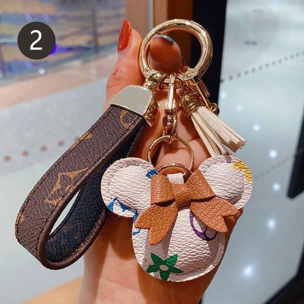 Louis Vuitton ミッキーマウス キーホルダー キーホルダー 翌日発送 キーリング ミッキー ボタン ぬいぐるみボール