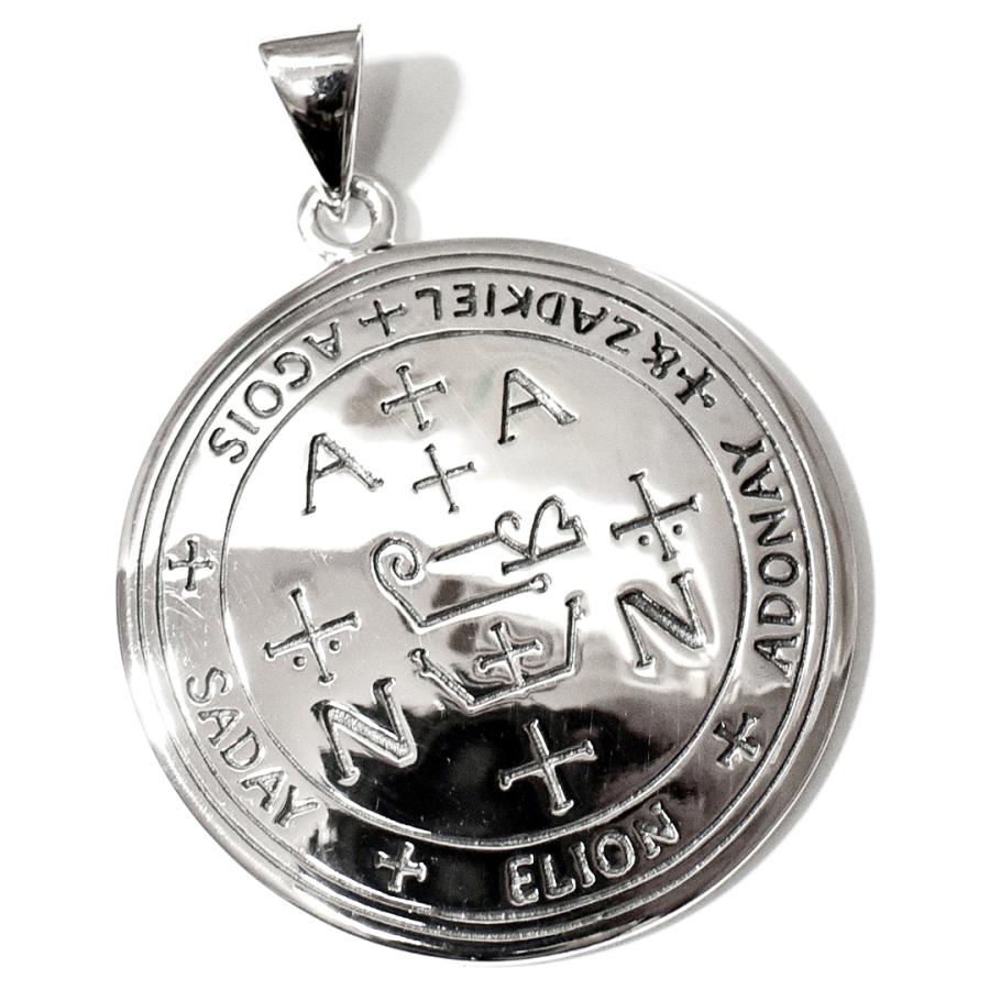 気質アップ Peter Stone ソロモン王の鍵 大天使ザドキエルの護符 シルバー ペンダントトップ アルマデルの魔導書 ７大天使 魔術書 タリズマン アムレット お守り peterstone03 民族アクセサリー専門店ラパヌイ 通販 Yahoo ショッピング 超人気の Www