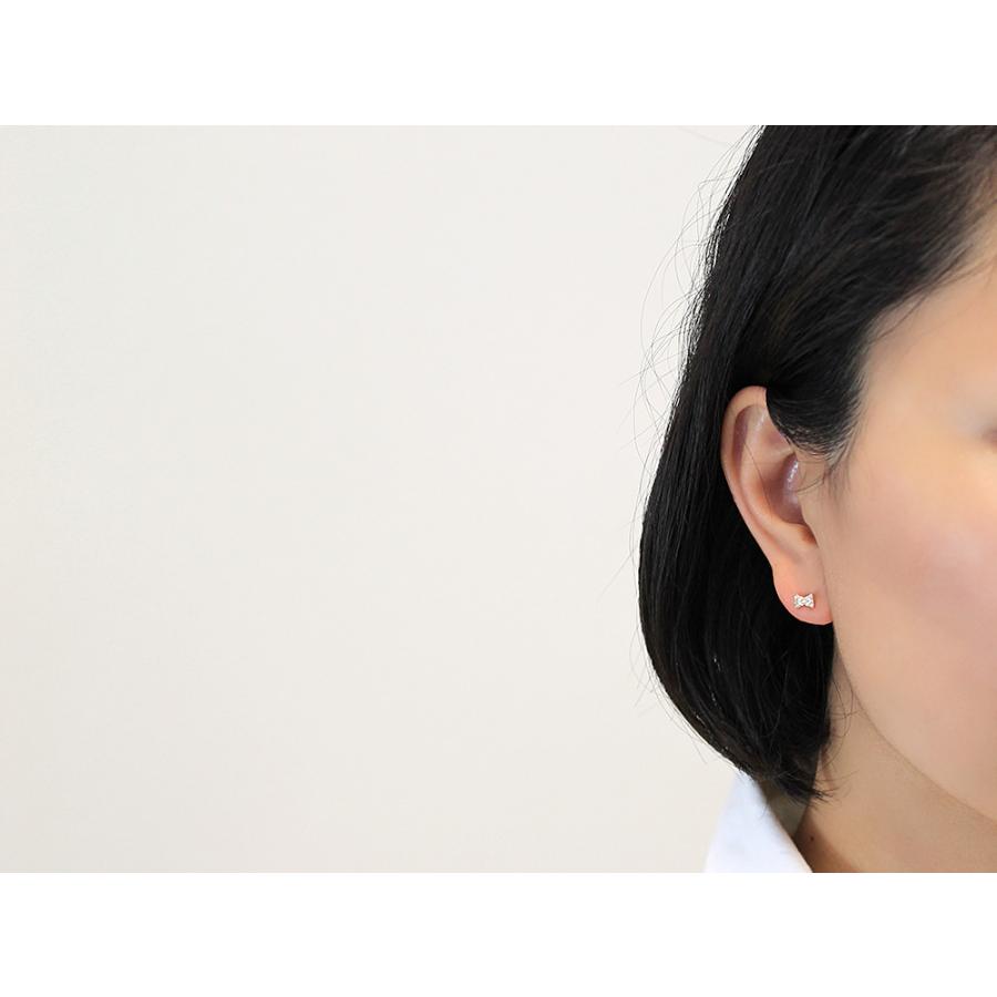 ダイヤパヴェK18WGピアス　片耳 ピアス 18K スマイル パヴェ ダイヤモンド 片耳販売 ニコちゃん