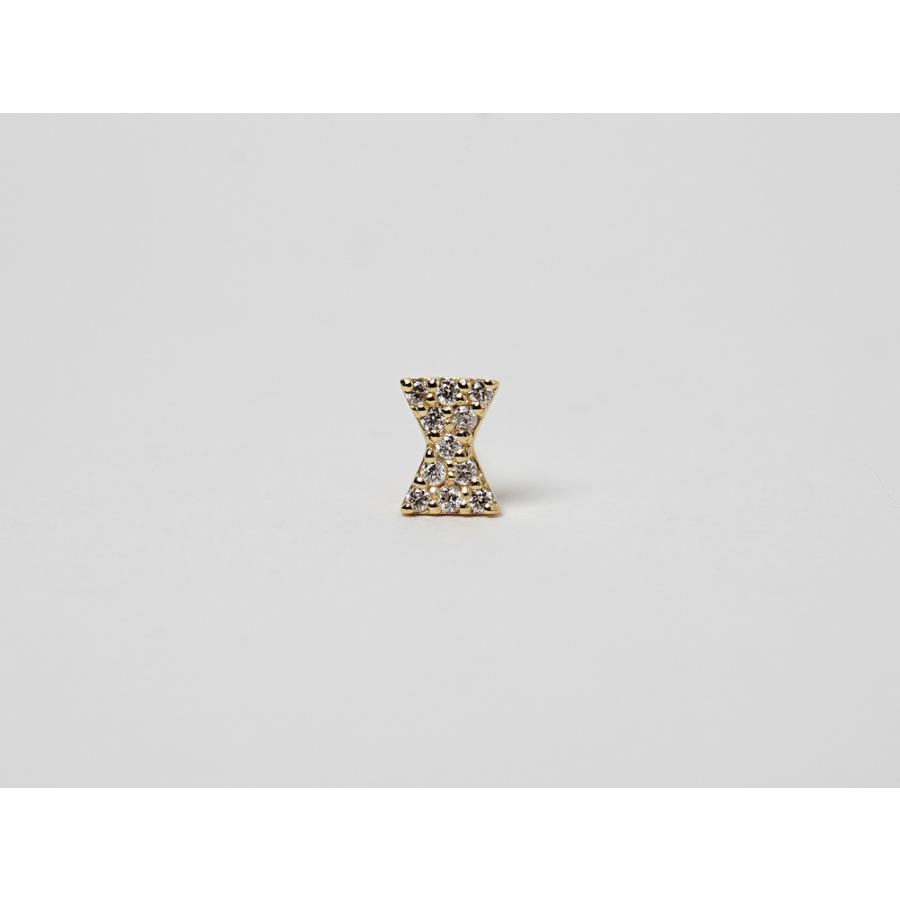 片耳販売】 K18 リボンタイ ダイヤモンド ピアス 小さな存在感