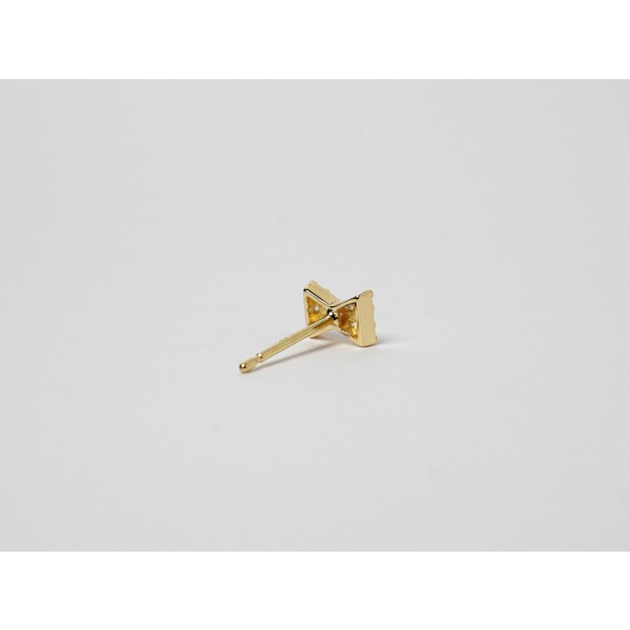 片耳販売】 K18 リボンタイ ダイヤモンド ピアス 小さな存在感