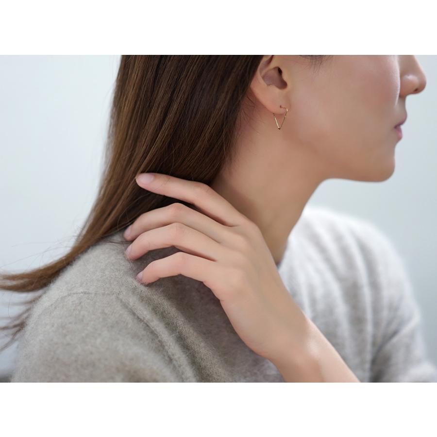 ピアス 18K トライアングル フープピアス 三角形 安心