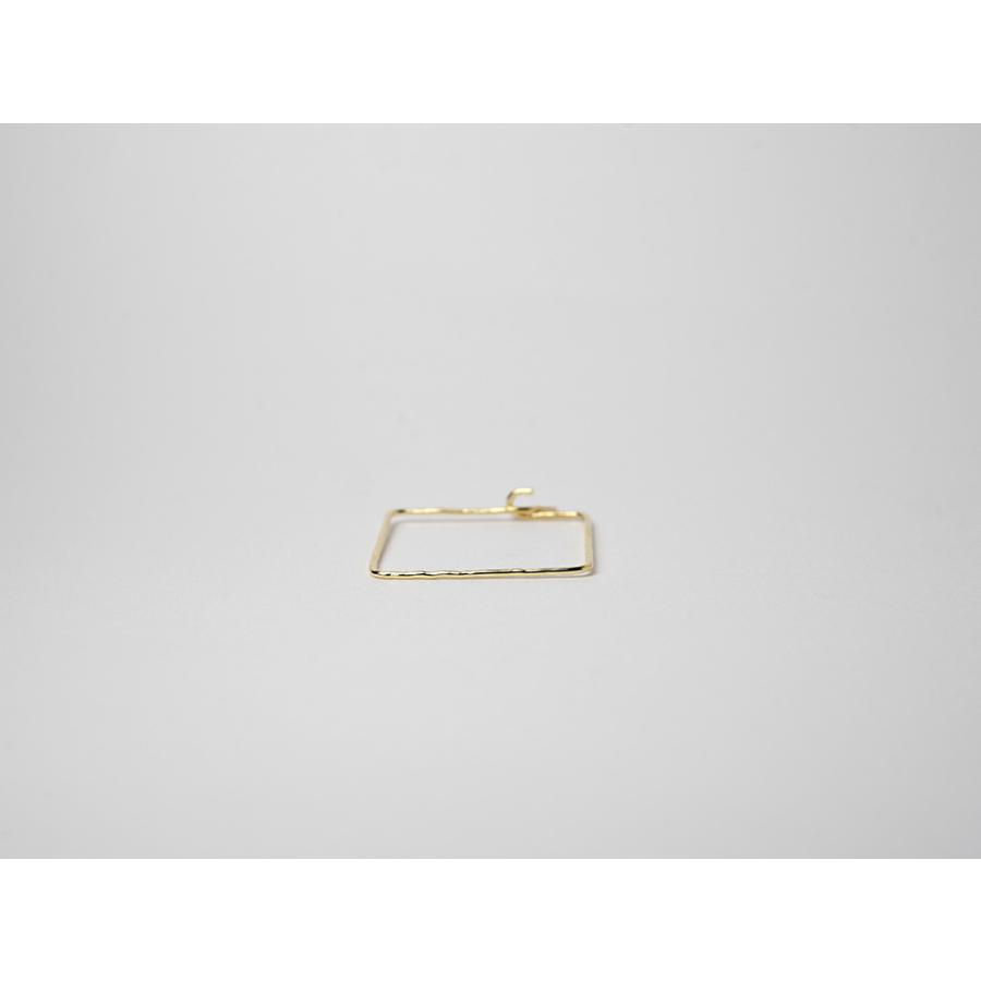 K18 スクエア フープ ピアス 四角形で手軽にお洒落を K18