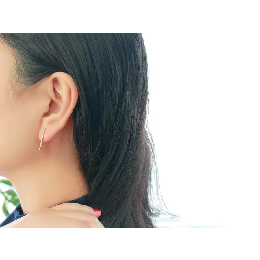 K18 リーニュ ダイヤモンド ピアス 細かく上品なピアス。 ダイヤ 18k