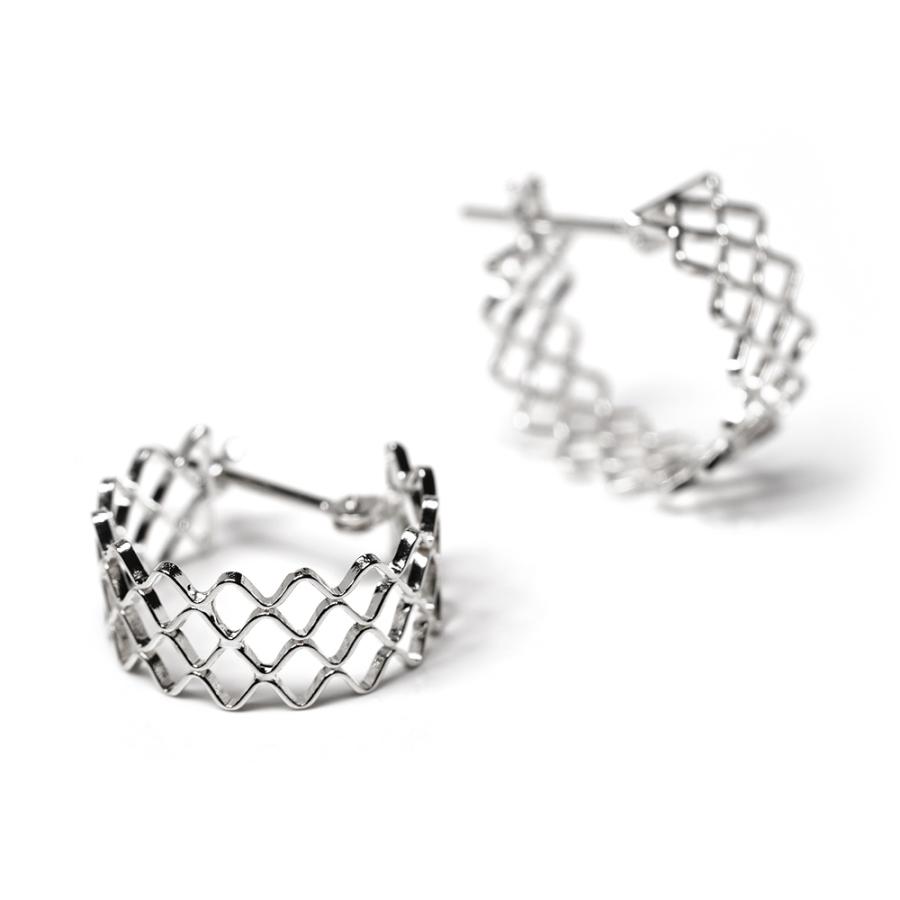 ピアス 18K トリコ フープピアス 18金ピアス ゴールド 安心 レディース