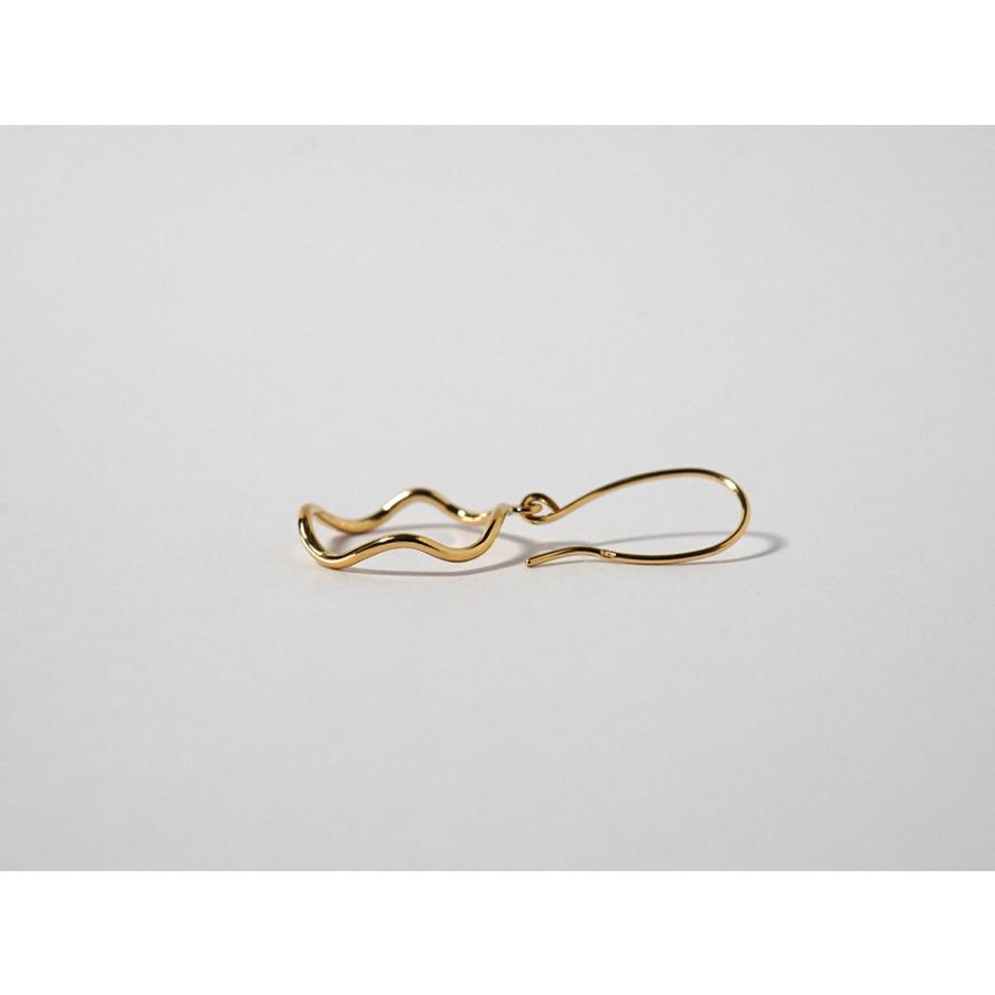 K18 プルプ ピアス レディース 揺れる 18k 18金 アメリカンピアス