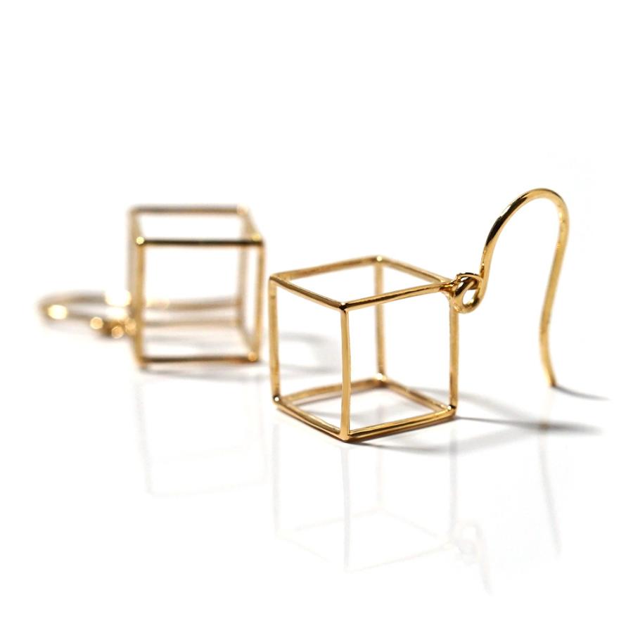 K18 クーブス ピアス レディース スクエア 18K 18金 フックピアス 地金