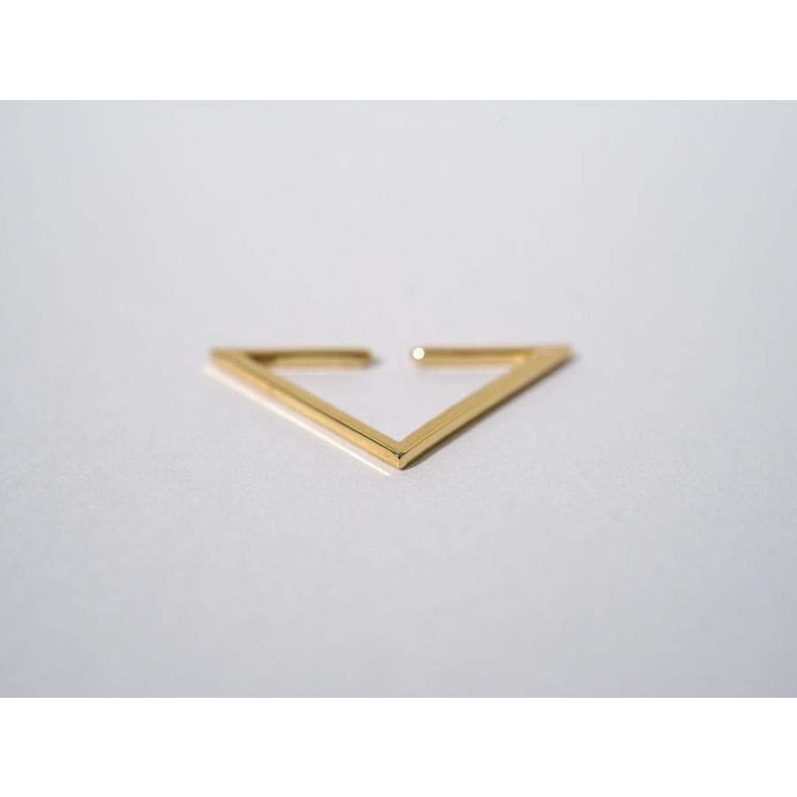 【片耳販売】 K18 ワイド トライアングル イヤーカフ レディース 女性用 18K 18金 ゴールド 地金 フープピアス 三角形 rpa2270623の画像