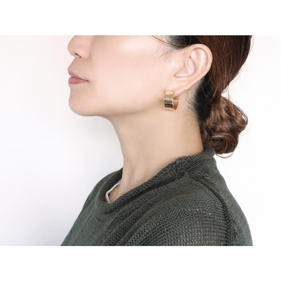 K18 フラッター フープピアス 20mmx10mm レディース 幅広 18K 18