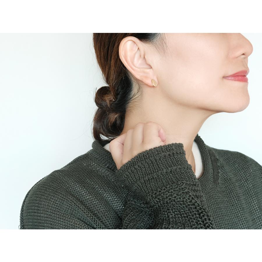 K18 グッタ ピアス レディース 女性用 18K 18金 鏡面 オーバル 楕円 丸