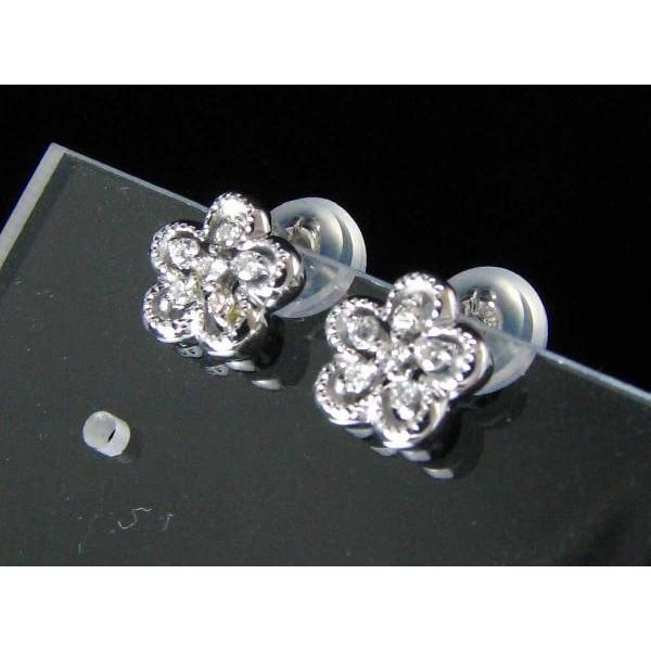 K18WG フラワーモチーフ　ミル打ち　ダイヤモンド　ピアス ダイヤモンド ピアス K18WG ホワイトゴールド ミル打ち 花