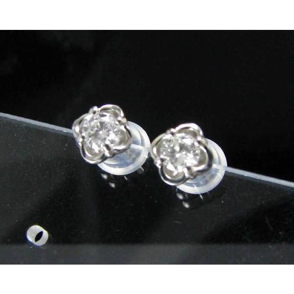天然ダイヤモンド　プラチナ900 お花型　ピアス imgrc0097611899.jpg