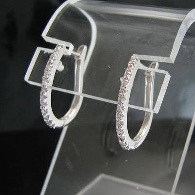 ダイヤモンド ピアス プラチナ900 0.4ｃｔ 中折れ式 フープピアス U字　Pt900の画像