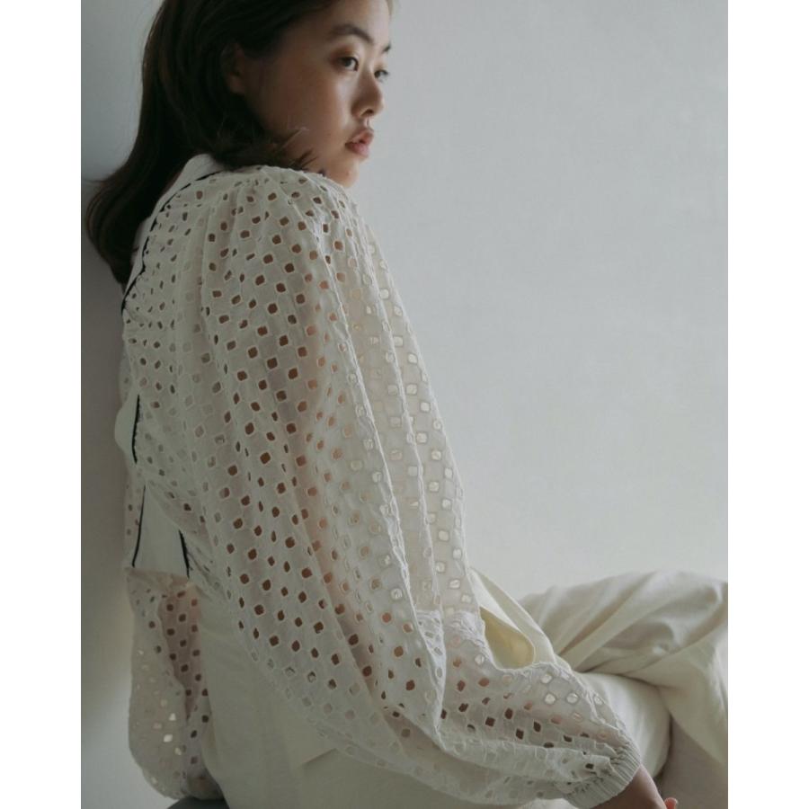 anuke（アンヌーク） (アンヌーク）Volume Cutwork Blouse 即納