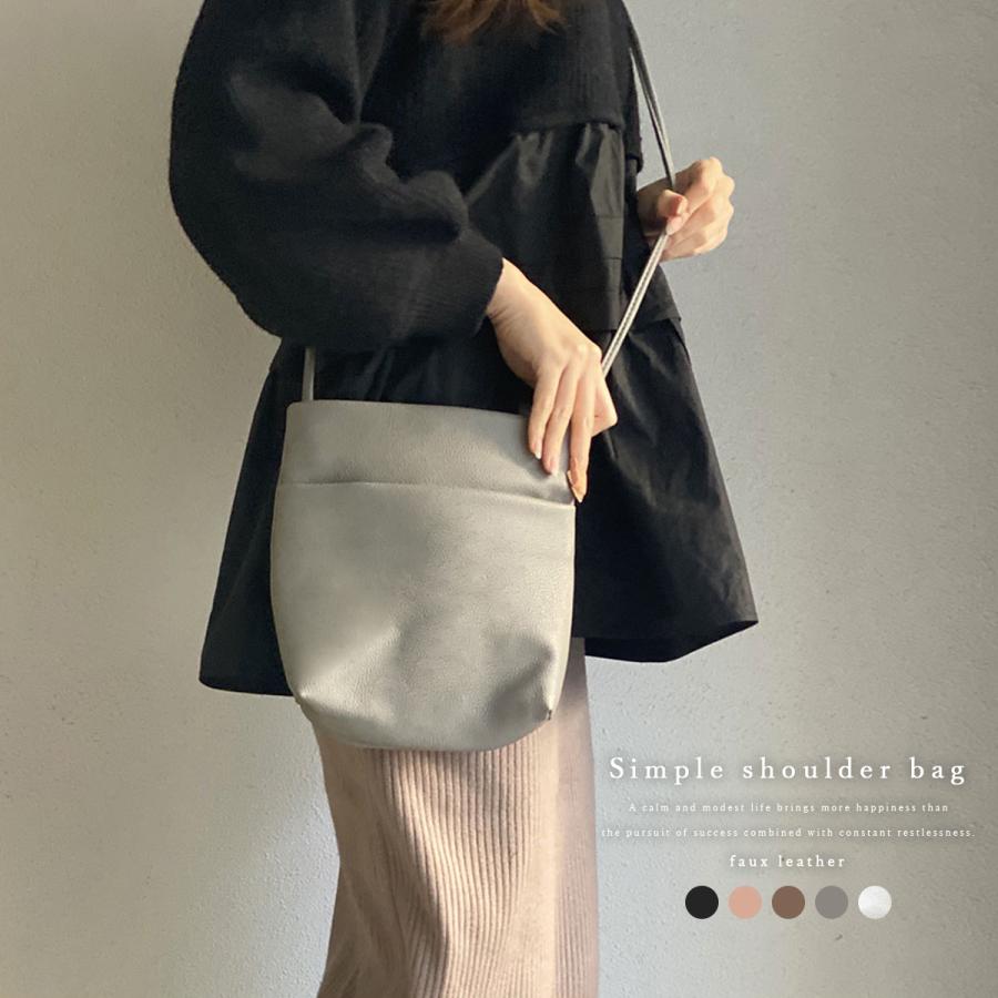 GISELLE ショルダーバッグ レディース 軽い 斜め掛け サコッシュ