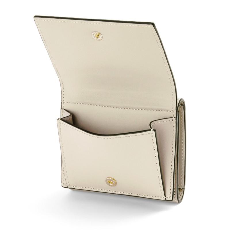 女性に人気 ブランド専門店 ロエベ 本革 レザー ライトオート ３つ折り 三つ折り 小財布 財布 Loewe ロエベ 財布 Loewe 財布 Www Mohanvilaas Com
