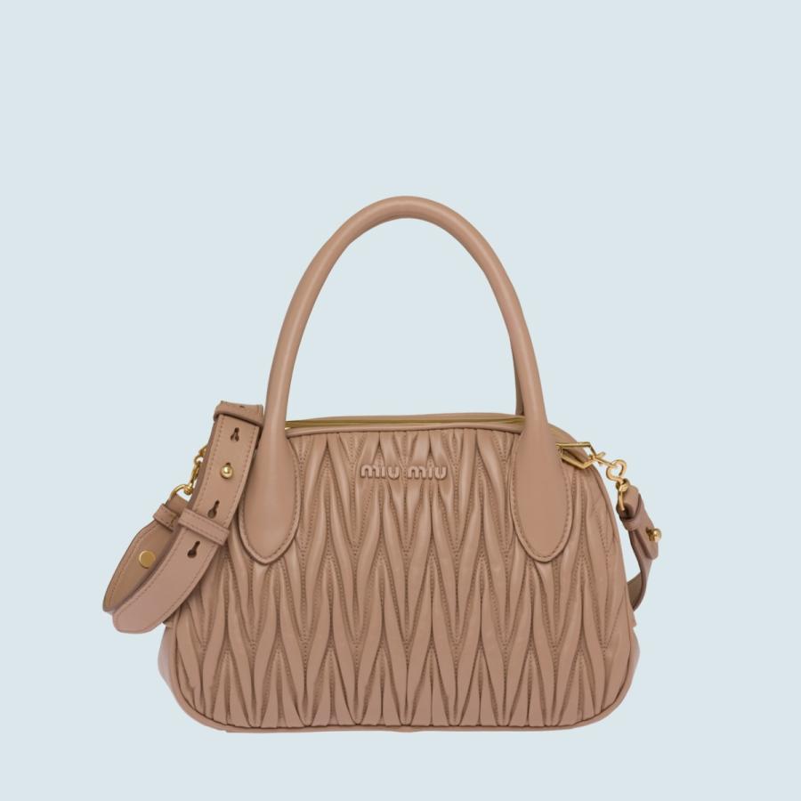 超美品の ベージュピンク ショルダーバッグ トートバッグ バック バッグ Miu Miu ミュウミュウ バッグ Miu Miu ブランド専門店 ゴールド レザー ギャザー バッグ