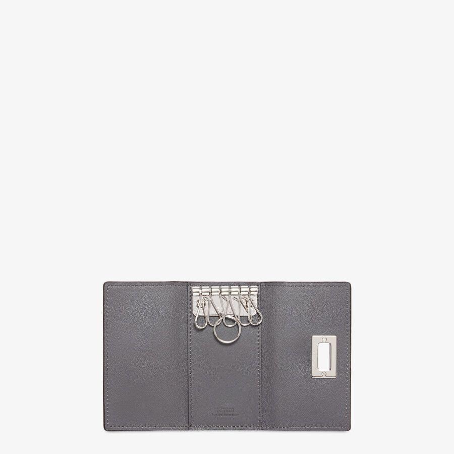 特価 キーケース Fendi フェンディ キーケース Fendi ブランド専門店 キーホルダー カーフレザー シルバー グレー 財布 帽子 ファッション小物 Itse Edu Co