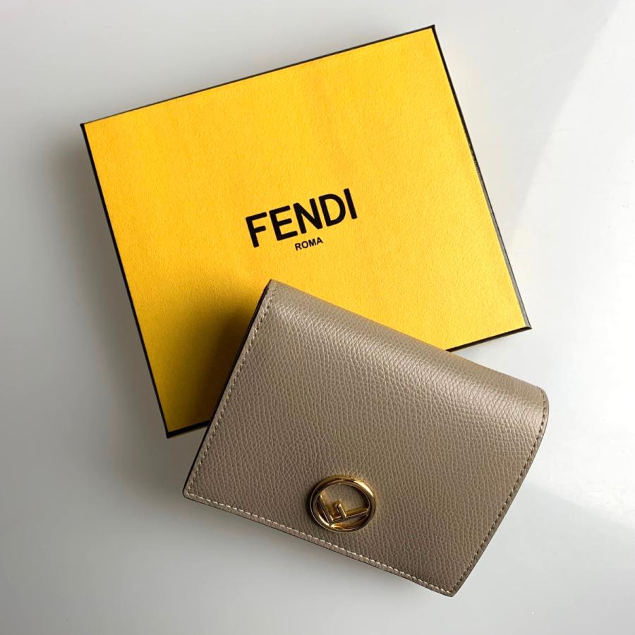 FENDI 財布 二つ折り エフイズ レター型 ベージュ ロゴ金具 レザー-