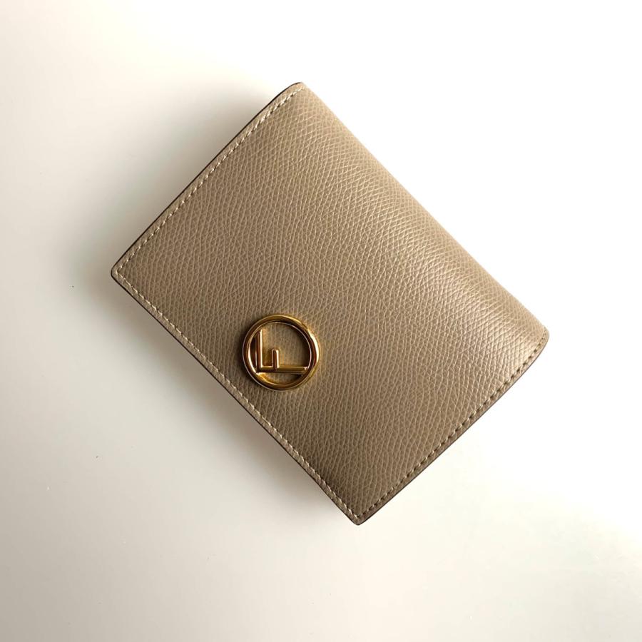FENDI 財布 二つ折り エフイズ レター型 ベージュ ロゴ金具 レザー-