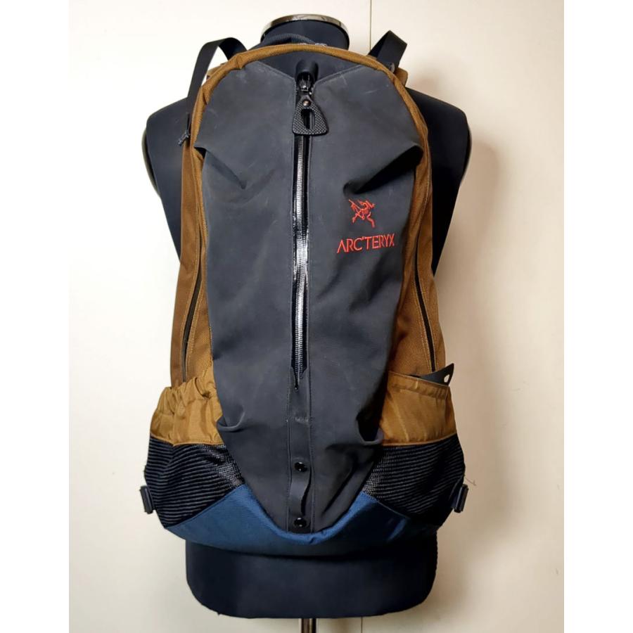 ビームス別注 アークテリクス アロー22 リュック 18FW マルチカラー