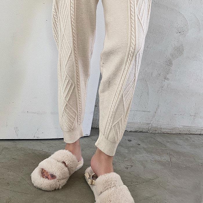 ケーブルニットパンツ テーパードパンツ ゆったり リラックス ウエストゴム ボトムス レディース 送料無料^b295^ | uricca | 05