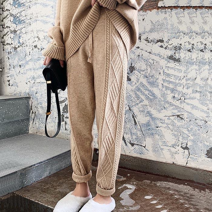 ケーブルニットパンツ テーパードパンツ ゆったり リラックス ウエストゴム ボトムス レディース 送料無料^b295^ | uricca | 07
