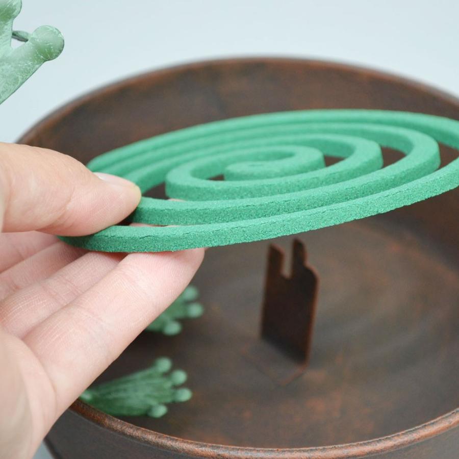 ブリキフィッシングカエル 蚊取り線香ホルダー 蚊遣り 蚊よけ 4767 Mk05 ラタンハウスかごや ヤフー店 通販 Yahoo ショッピング