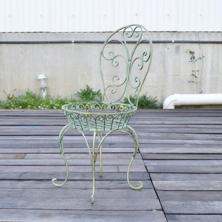 チェアプランタースタンド グリーン アイアン 花台 椅子型 : ラタン