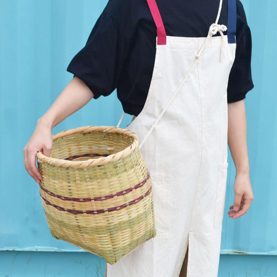 竹の収穫かご 青竹 腰籠 横縞 茶 L 山菜採り 農具 竹籠 : ラタン