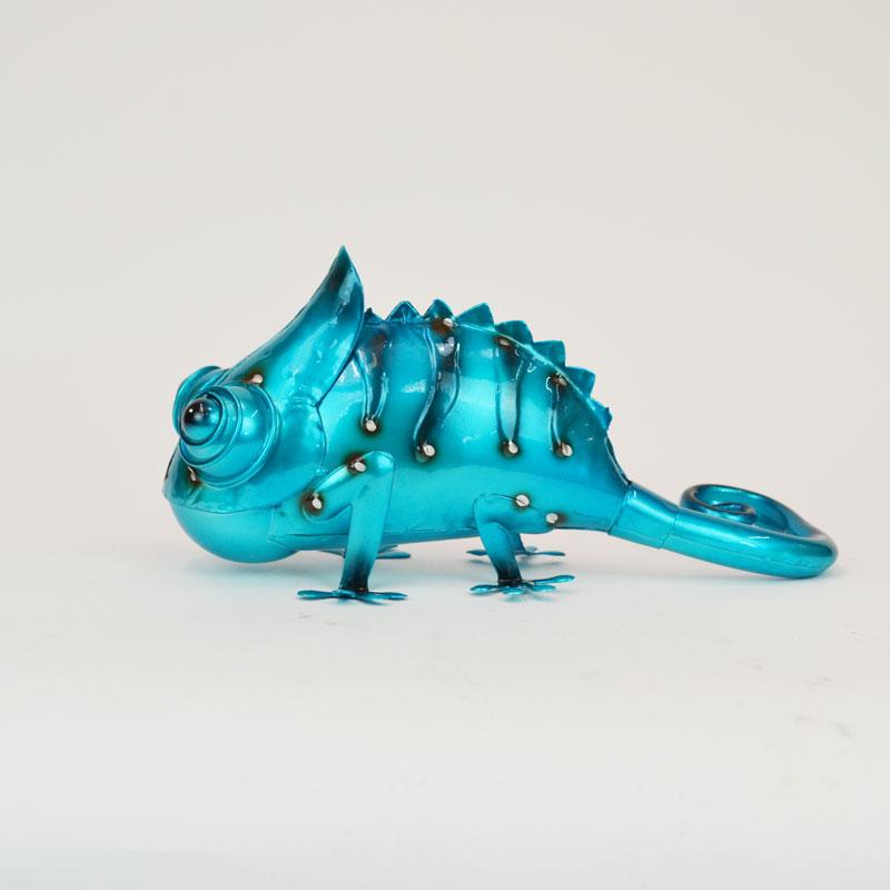 ブリキ製のおもちゃのカメレオン　口が破損してます ブリキ製のおもちゃのカメレオン 口が破損してます ブリキ製のおもちゃ