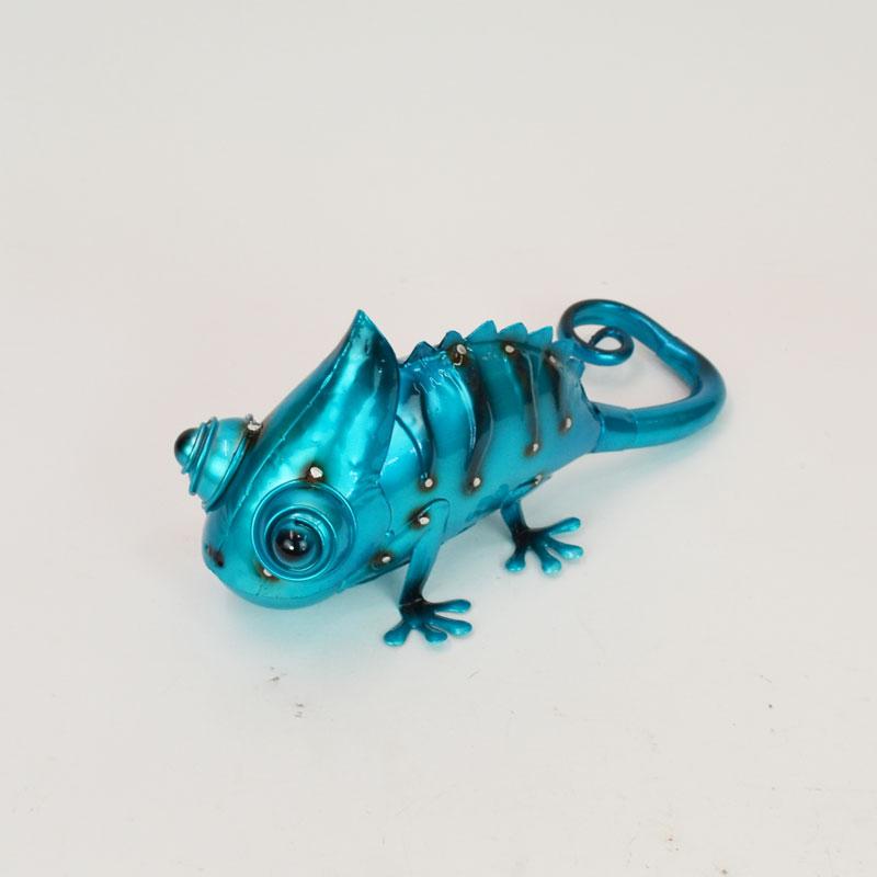 ブリキ製のおもちゃのカメレオン　口が破損してます ブリキ製のおもちゃのカメレオン 口が破損してます ブリキ製のおもちゃ