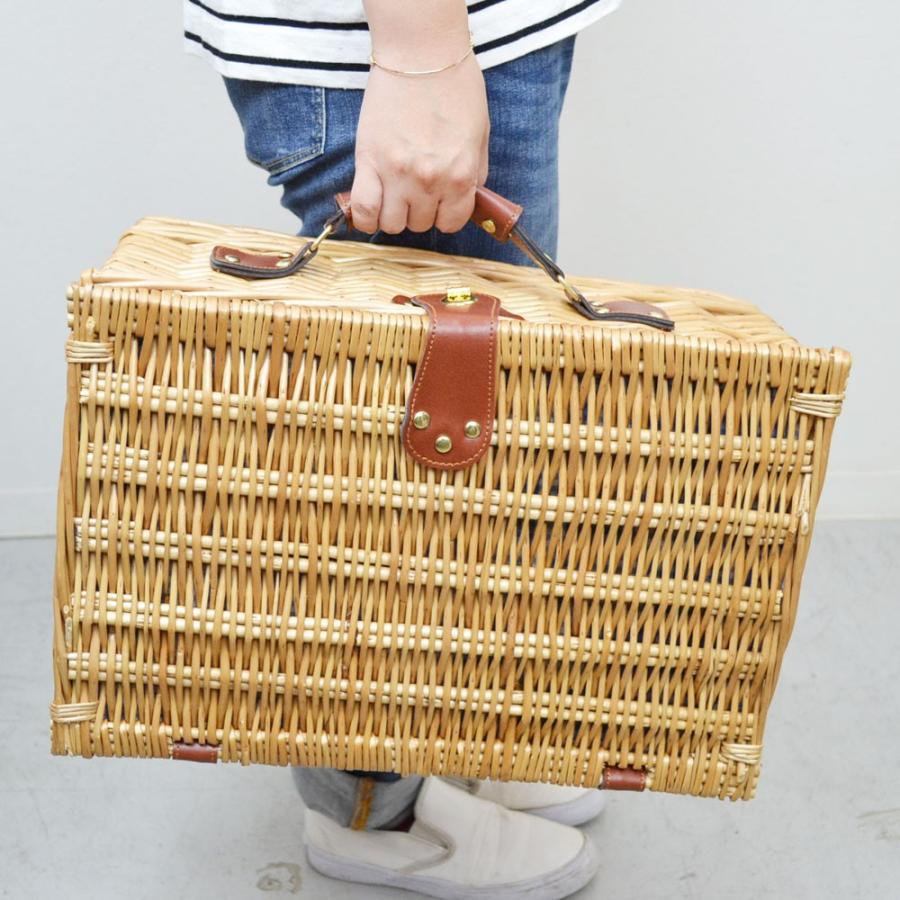 ピクニックバスケット トランク型 保冷保温シート付 煮柳 : ラタン
