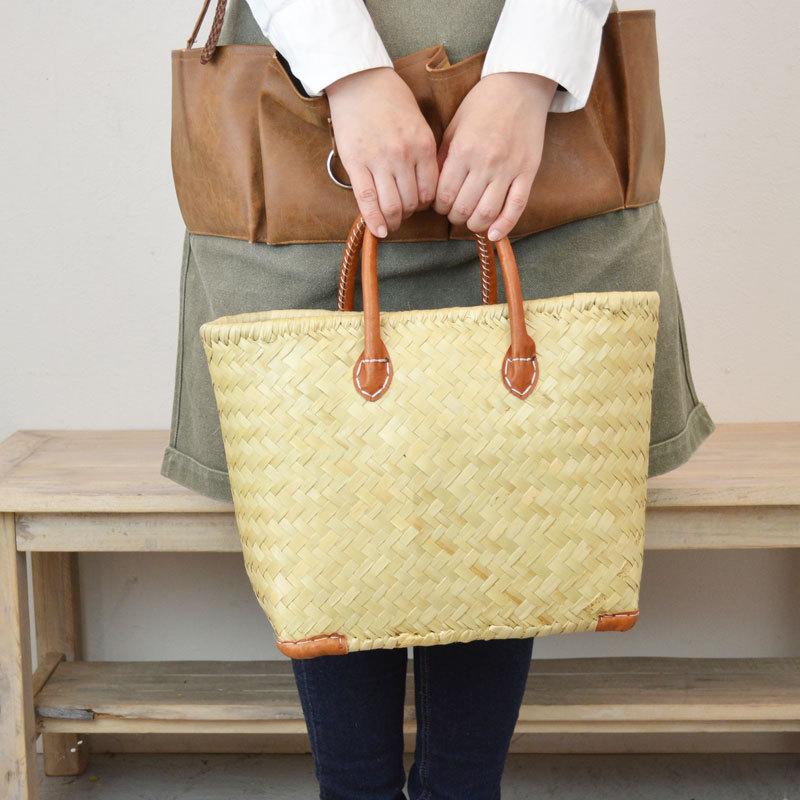 リンダ かごバッグ 革ハンドル 四角 S マダガスカル 水草 : ラタン